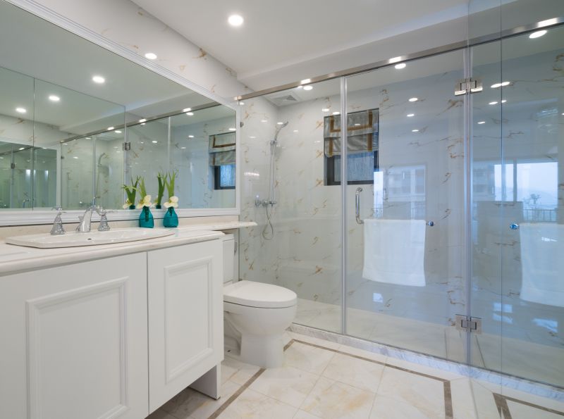 Shower with Sliding Doors